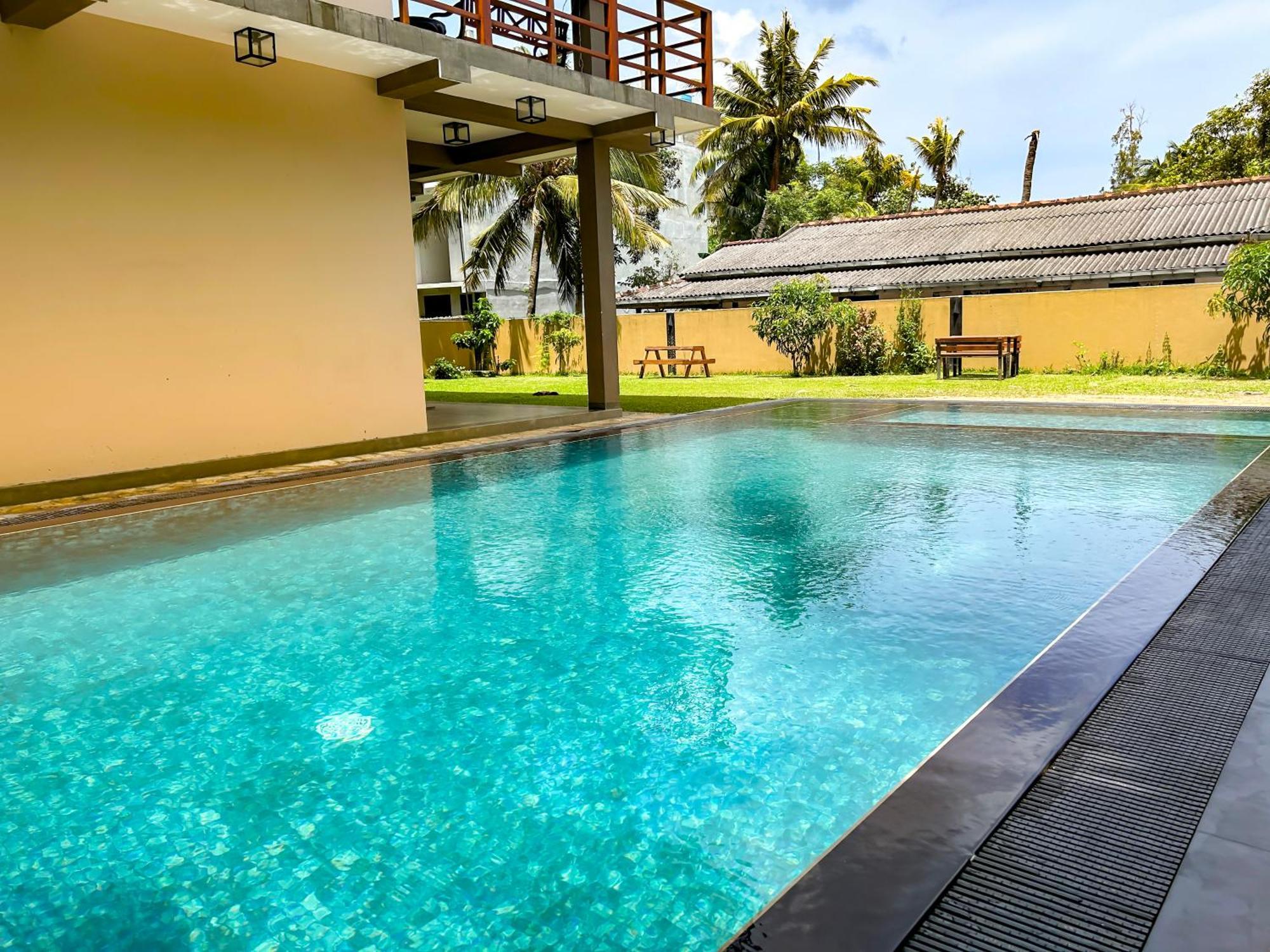 Bungalow By Tropical Villa ウェリガマ エクステリア 写真